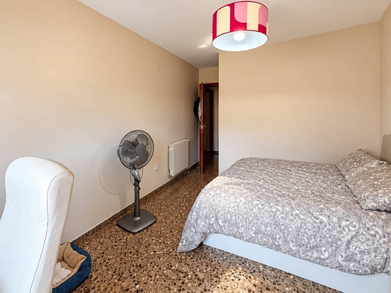 7 quarto Apartamento para venda em Castello de la Plana com garagem - 200 000 € (Ref: 10118686)