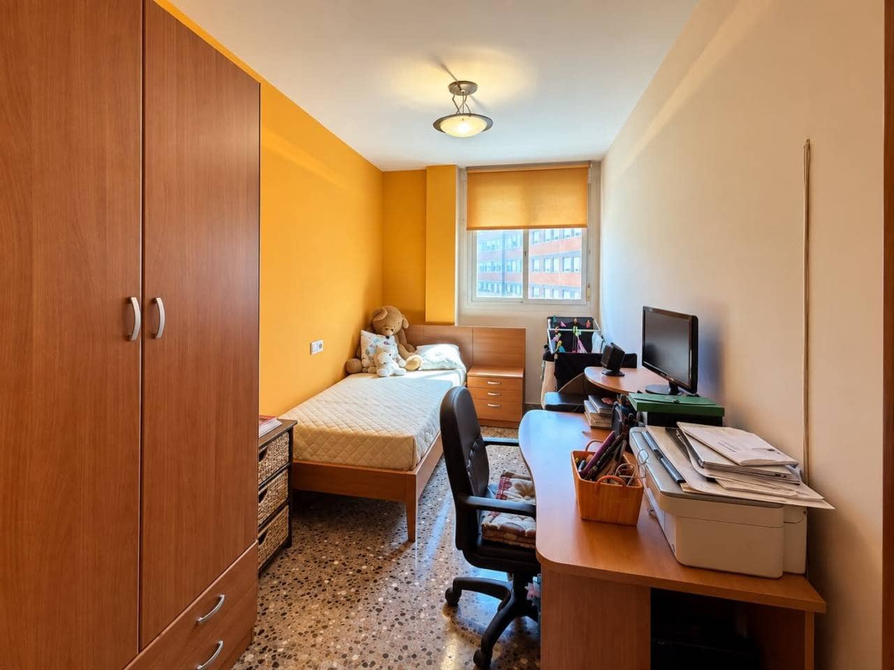 7 quarto Apartamento para venda em Castello de la Plana com garagem - 200 000 € (Ref: 10118686)