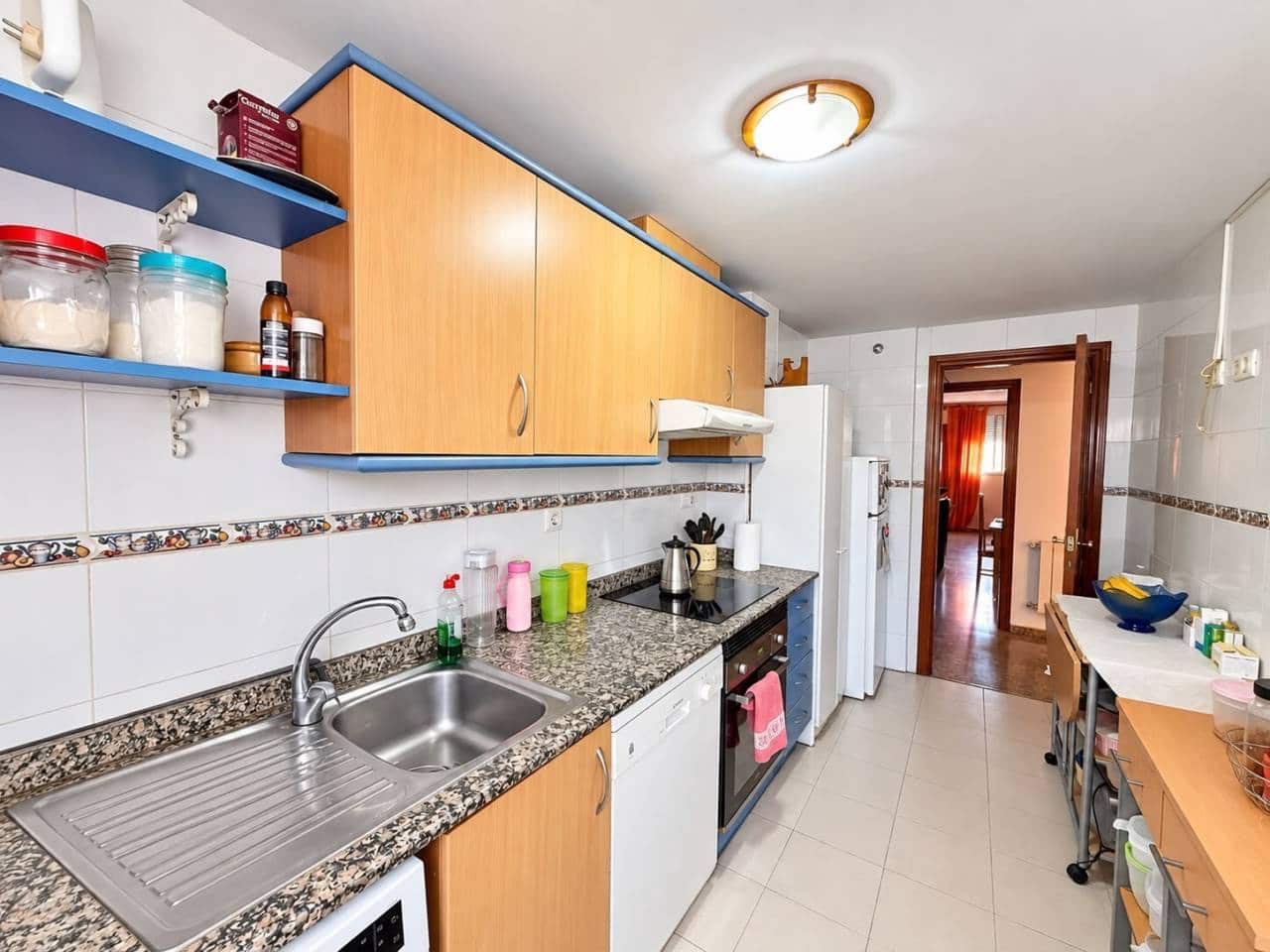 7 quarto Apartamento para venda em Castello de la Plana com garagem - 200 000 € (Ref: 10118686)