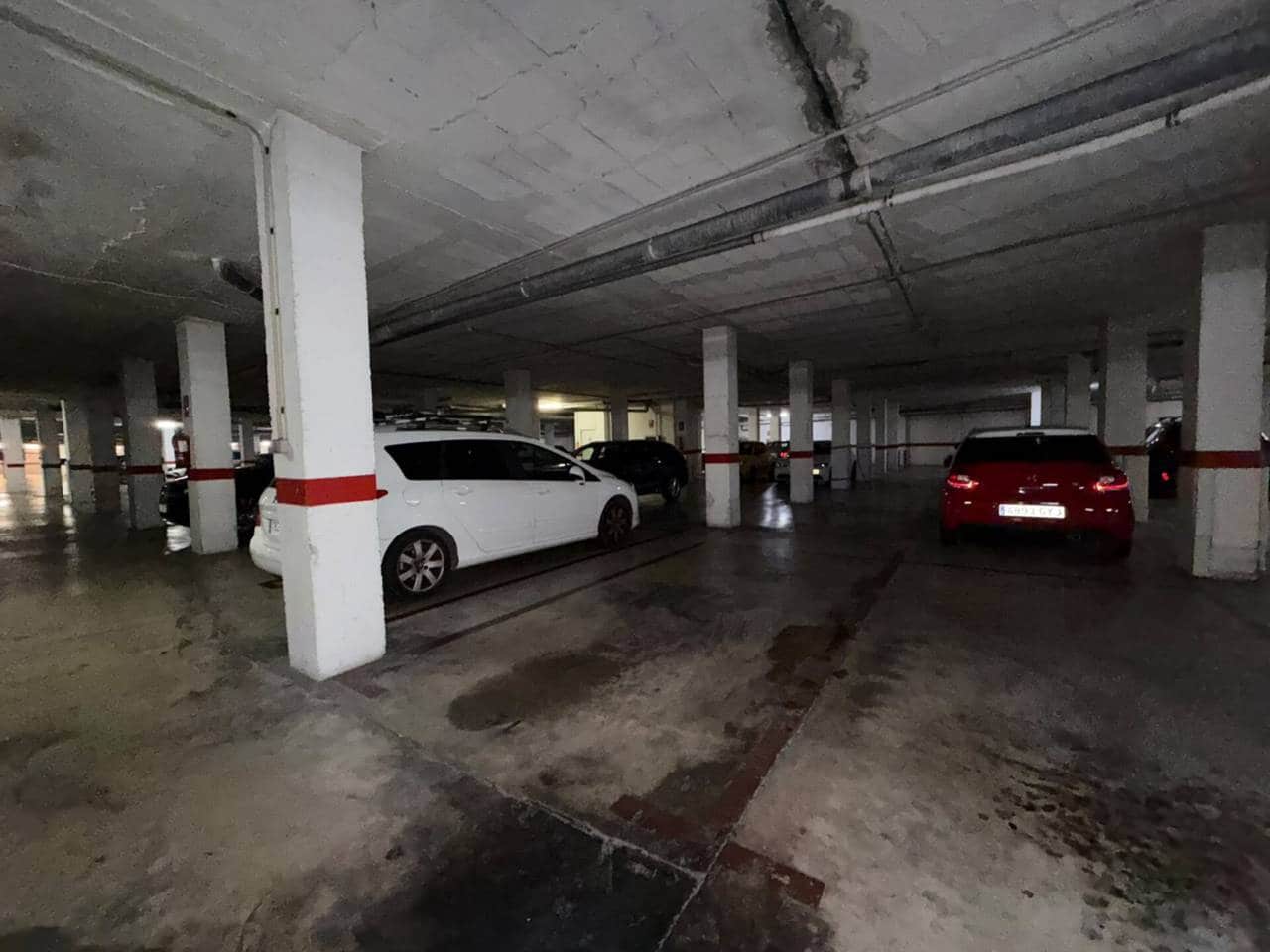 7 quarto Apartamento para venda em Castello de la Plana com garagem - 200 000 € (Ref: 10118686)