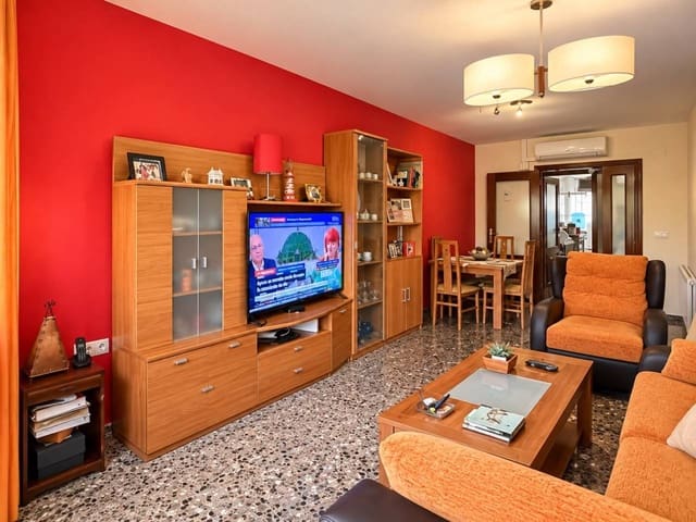 7 quarto Apartamento para venda em Castelló de la Plana com garagem - 200 000 € (Ref: 10118686)