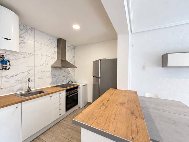 3 makuuhuone Asunto myytävänä paikassa Castelló de la Plana - 135 000 € (Ref: 10131070)