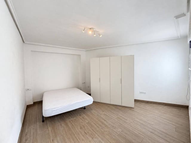 3 makuuhuone Asunto myytävänä paikassa Castelló de la Plana - 135 000 € (Ref: 10131070)