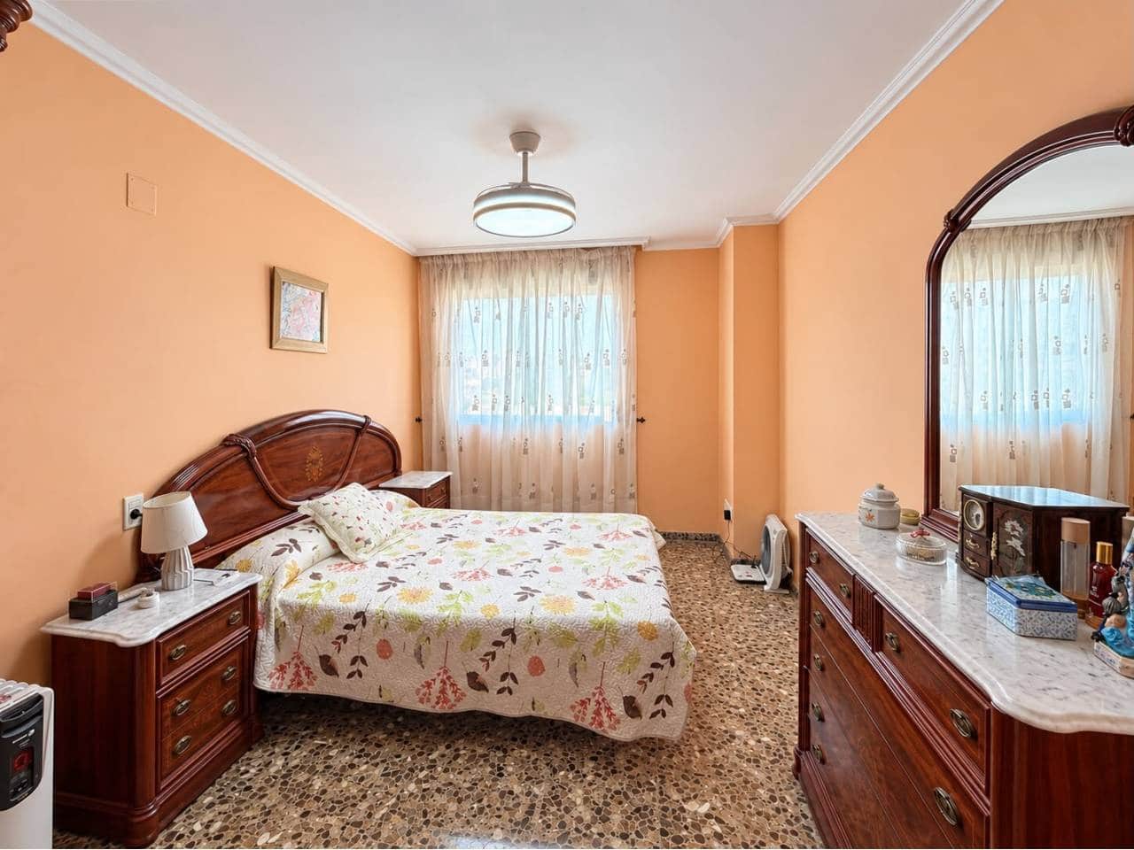 3 sovrum Lägenhet till salu i Almassora / Almazora med garage - 170 000 € (Ref: 10139025)