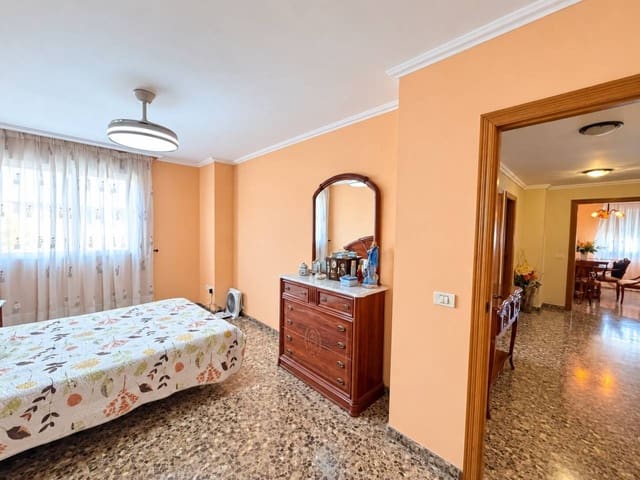 3 sovrum Lägenhet till salu i Almassora / Almazora med garage - 170 000 € (Ref: 10139025)