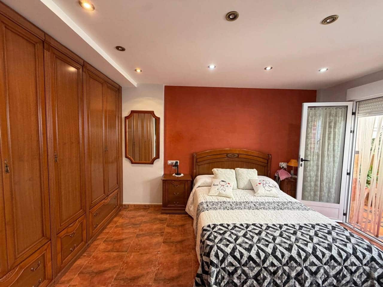 3 chambre Villa/Maison Semi-Mitoyenne à vendre à La Vall d'Uixo avec garage - 220 000 € (Ref: 10139026)