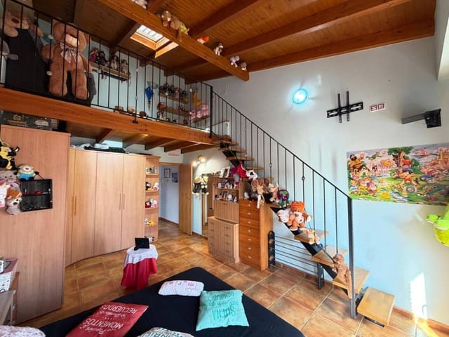 3 chambre Villa/Maison Semi-Mitoyenne à vendre à La Vall d'Uixó avec garage - 220 000 € (Ref: 10139026)
