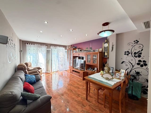 3 chambre Villa/Maison Semi-Mitoyenne à vendre à La Vall d'Uixó avec garage - 220 000 € (Ref: 10139026)