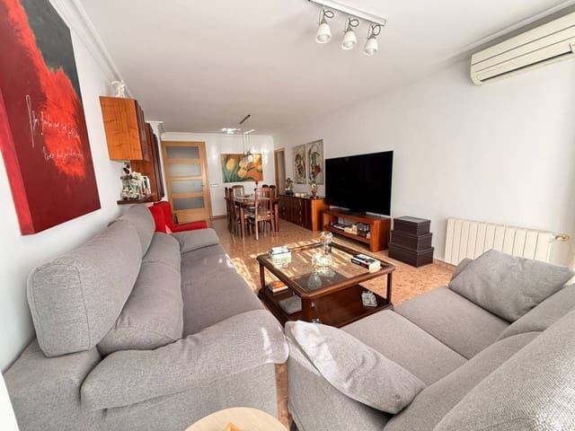 4 bedroom Flat for sale in Castelló de la Plana with garage - € 375,000 (Ref: 10141546)