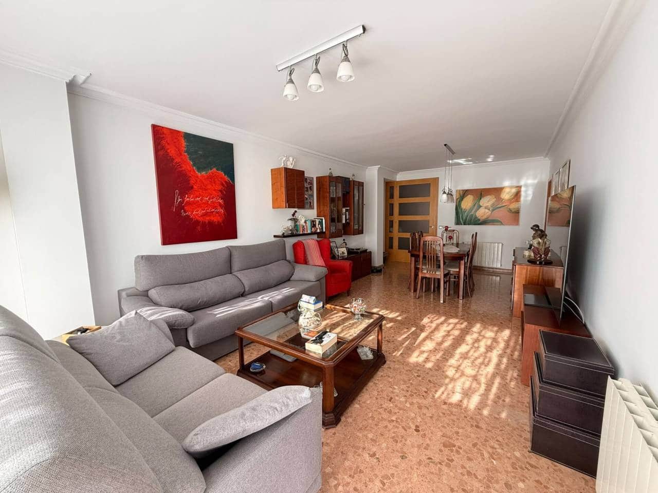 4 bedroom Flat for sale in Castello de la Plana with garage - € 375,000 (Ref: 10141546)