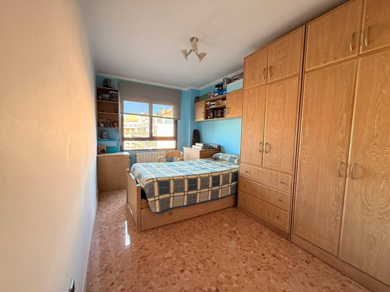 4 bedroom Flat for sale in Castello de la Plana with garage - € 375,000 (Ref: 10141546)