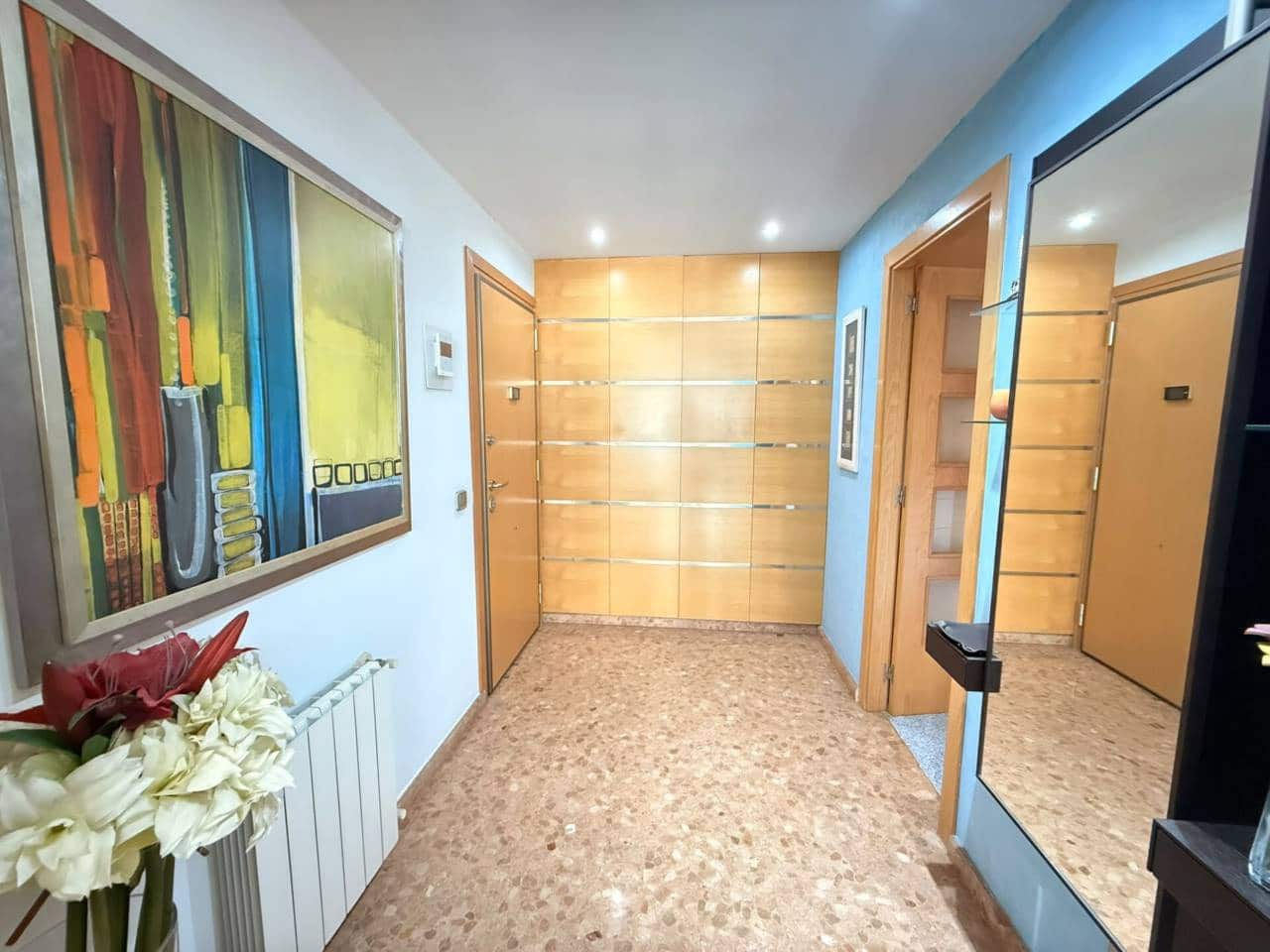 4 bedroom Flat for sale in Castello de la Plana with garage - € 375,000 (Ref: 10141546)