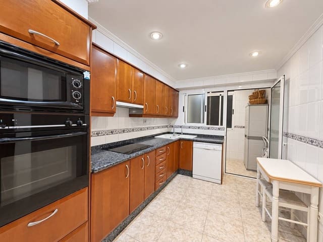 3 chambre Appartement à vendre à Castelló de la Plana - 160 000 € (Ref: 10141547)