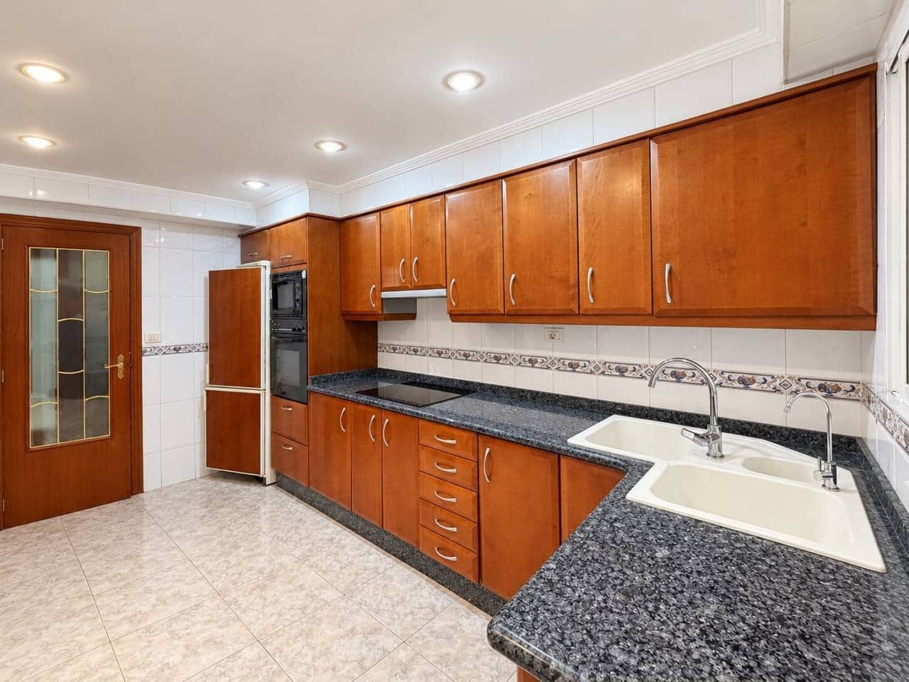 3 chambre Appartement à vendre à Castello de la Plana - 160 000 € (Ref: 10141547)