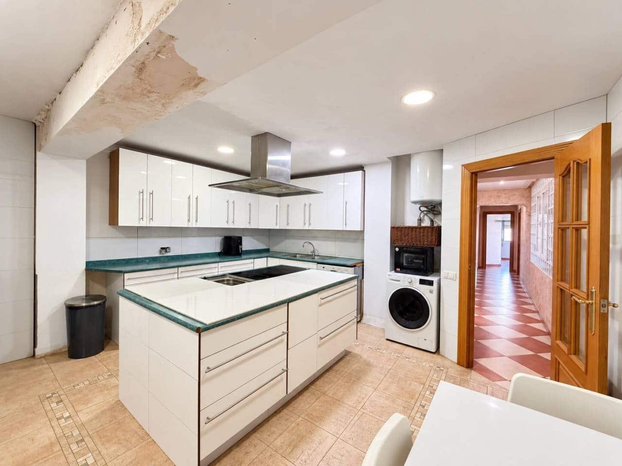 3 makuuhuone Asunto myytävänä paikassa Castello de la Plana - 220 000 € (Ref: 10150179)