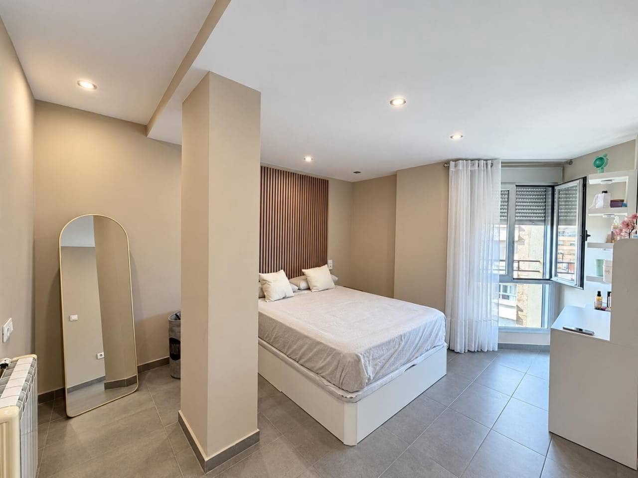 3 slaapkamer Flat te koop in Castello de la Plana met garage - € 320.000 (Ref: 10157131)