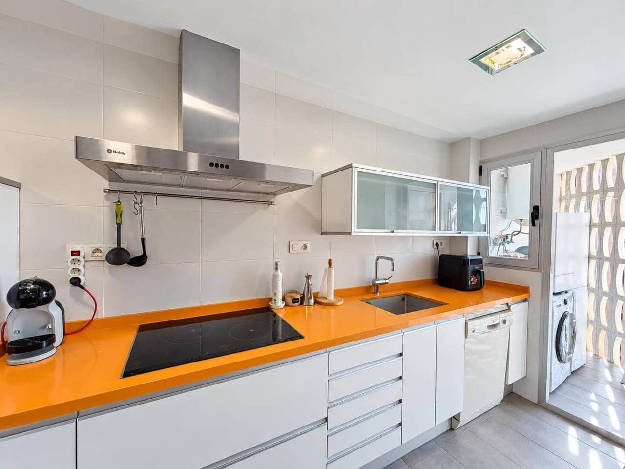 3 slaapkamer Flat te koop in Castello de la Plana met garage - € 320.000 (Ref: 10157131)