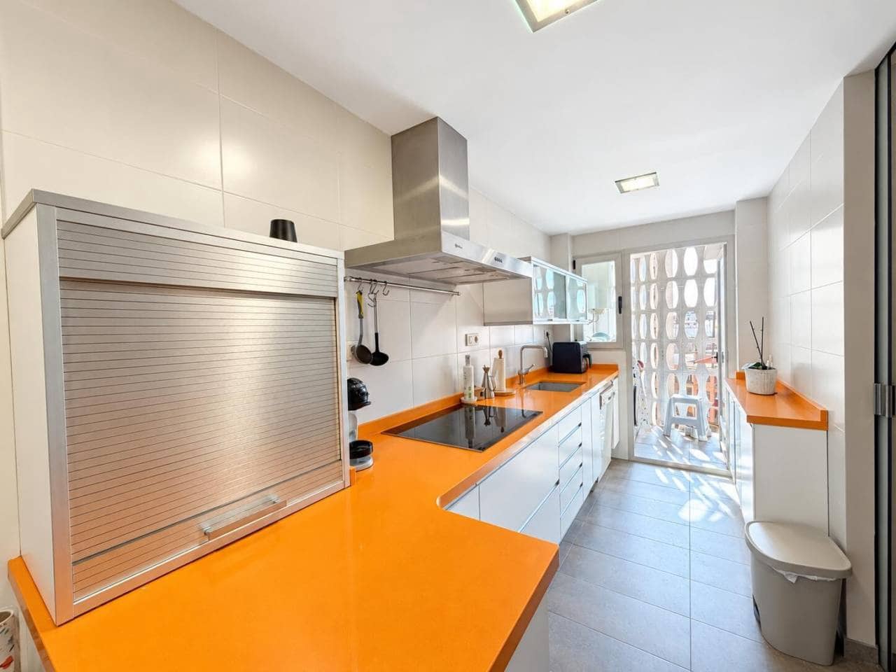 3 slaapkamer Flat te koop in Castello de la Plana met garage - € 320.000 (Ref: 10157131)