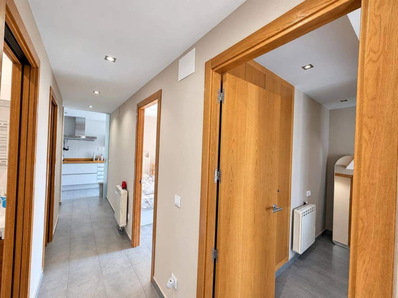 3 slaapkamer Flat te koop in Castello de la Plana met garage - € 320.000 (Ref: 10157131)