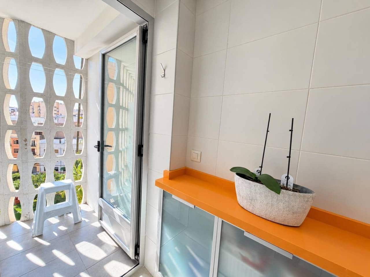 3 slaapkamer Flat te koop in Castello de la Plana met garage - € 320.000 (Ref: 10157131)