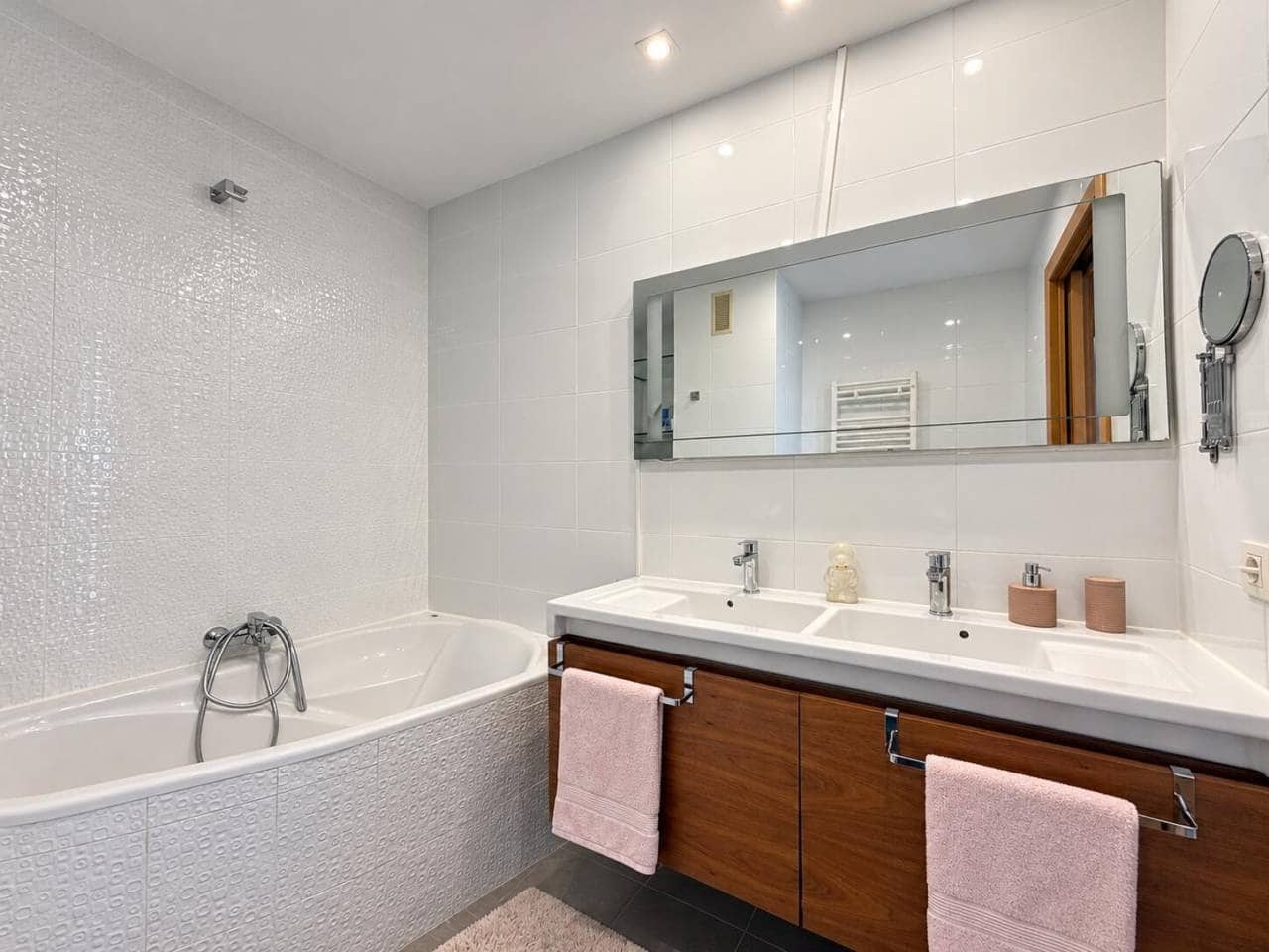 3 slaapkamer Flat te koop in Castello de la Plana met garage - € 320.000 (Ref: 10157131)
