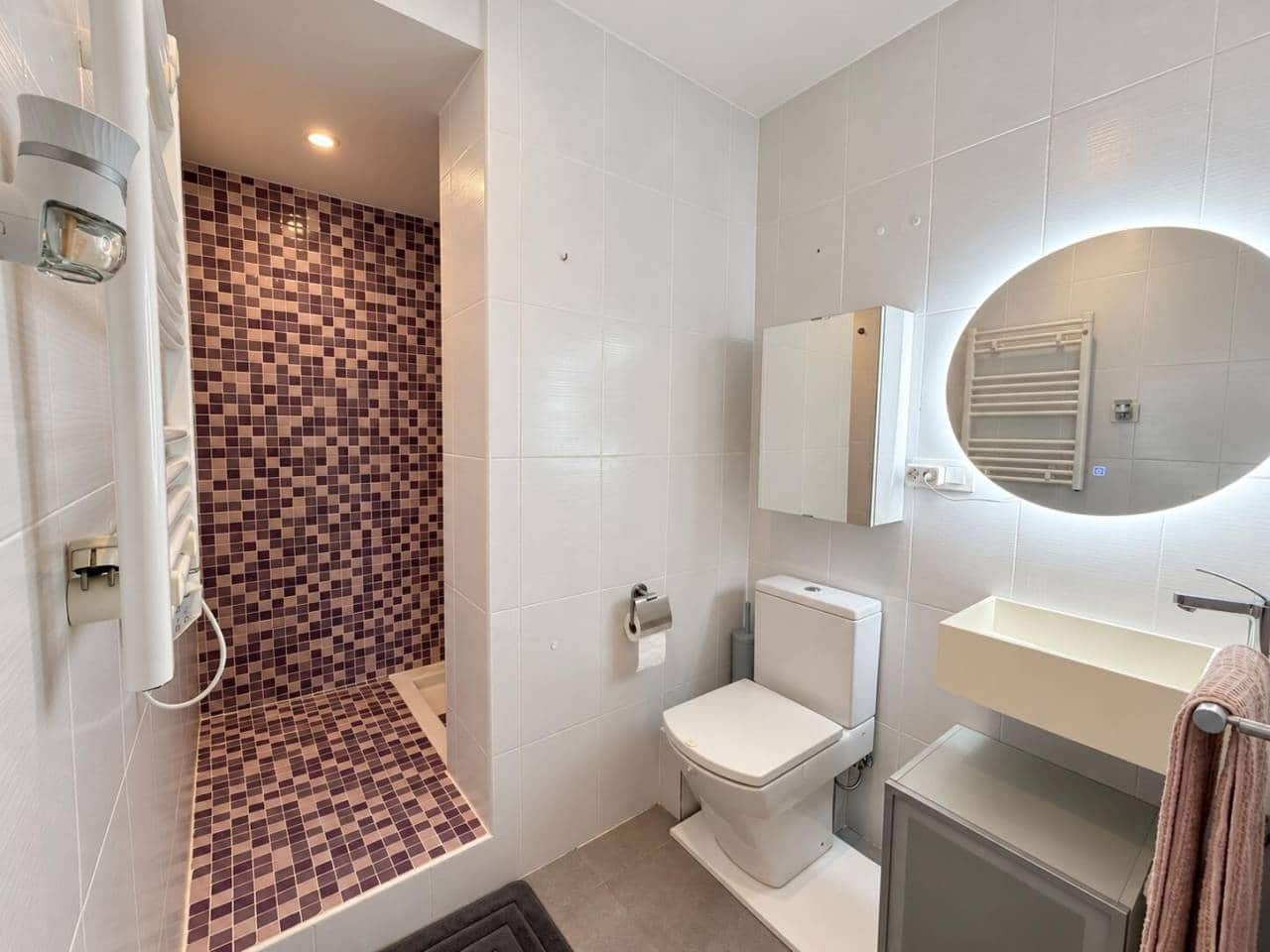 3 slaapkamer Flat te koop in Castello de la Plana met garage - € 320.000 (Ref: 10157131)