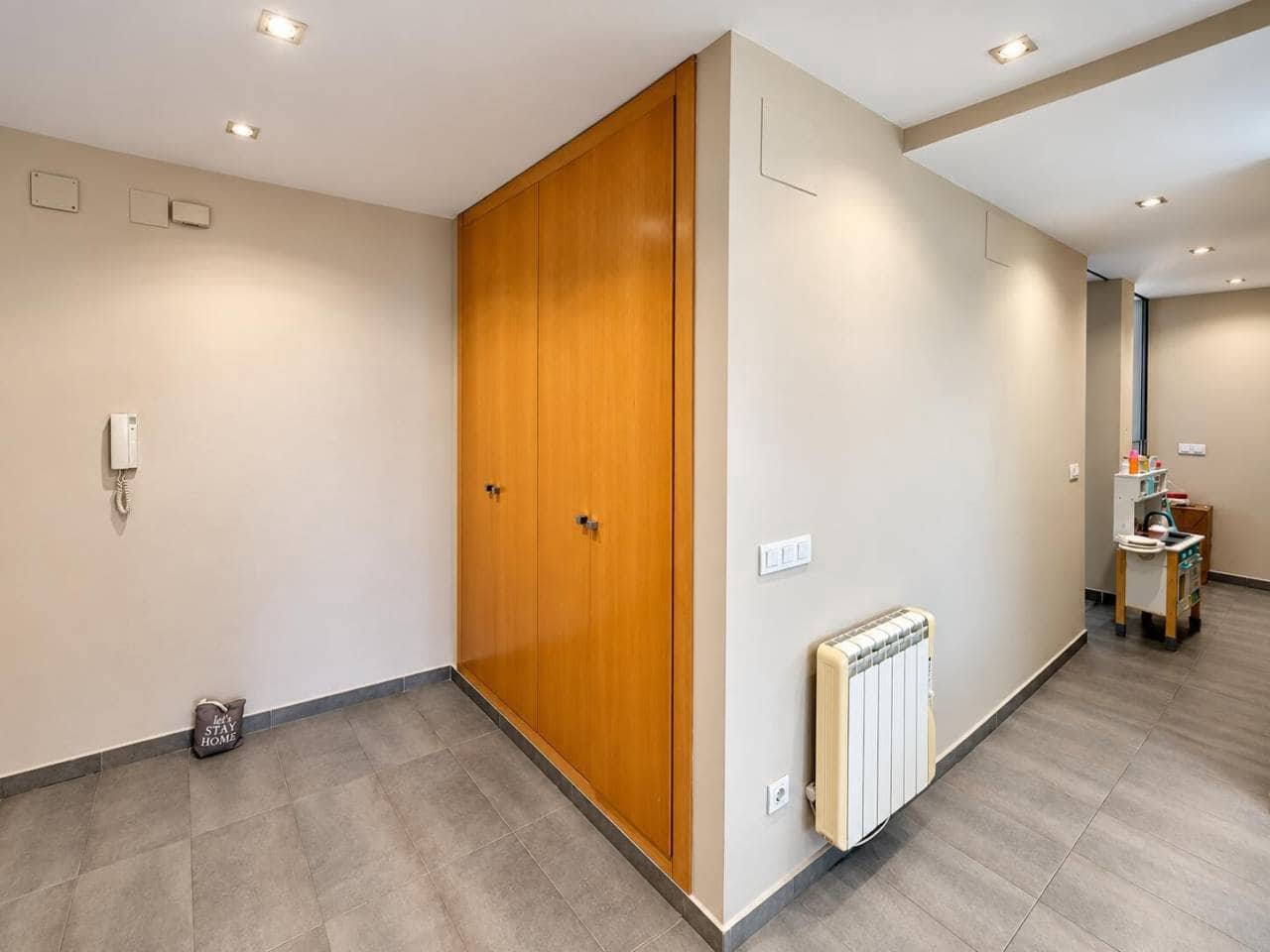 3 slaapkamer Flat te koop in Castello de la Plana met garage - € 320.000 (Ref: 10157131)