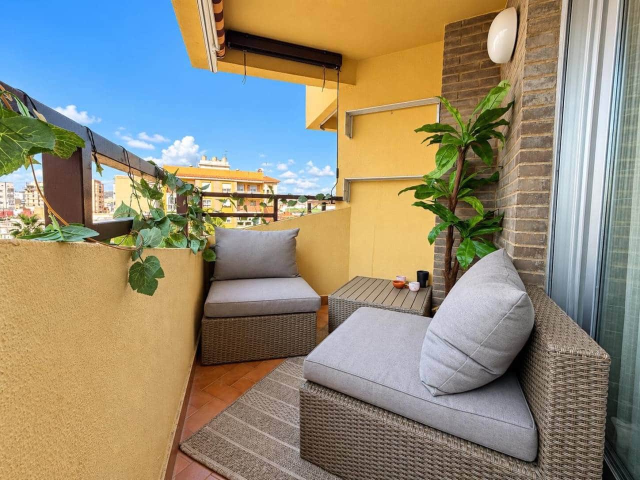 3 slaapkamer Flat te koop in Castello de la Plana met garage - € 320.000 (Ref: 10157131)