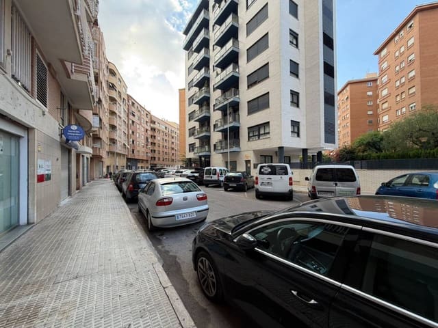Piso de 4 habitaciones en Castelló de la Plana en venta con garaje - 195.000 € (Ref: 10157132)