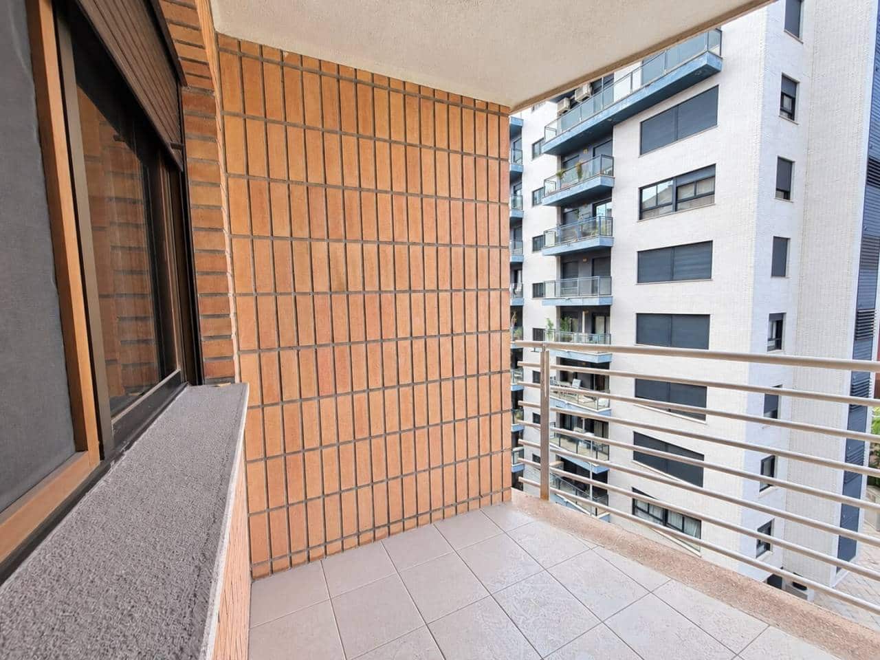 Piso de 4 habitaciones en Castelló de la Plana en venta con garaje - 195.000 € (Ref: 10157132)