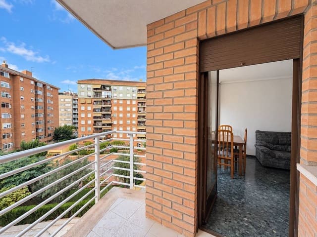 Piso de 4 habitaciones en Castelló de la Plana en venta con garaje - 195.000 € (Ref: 10157132)