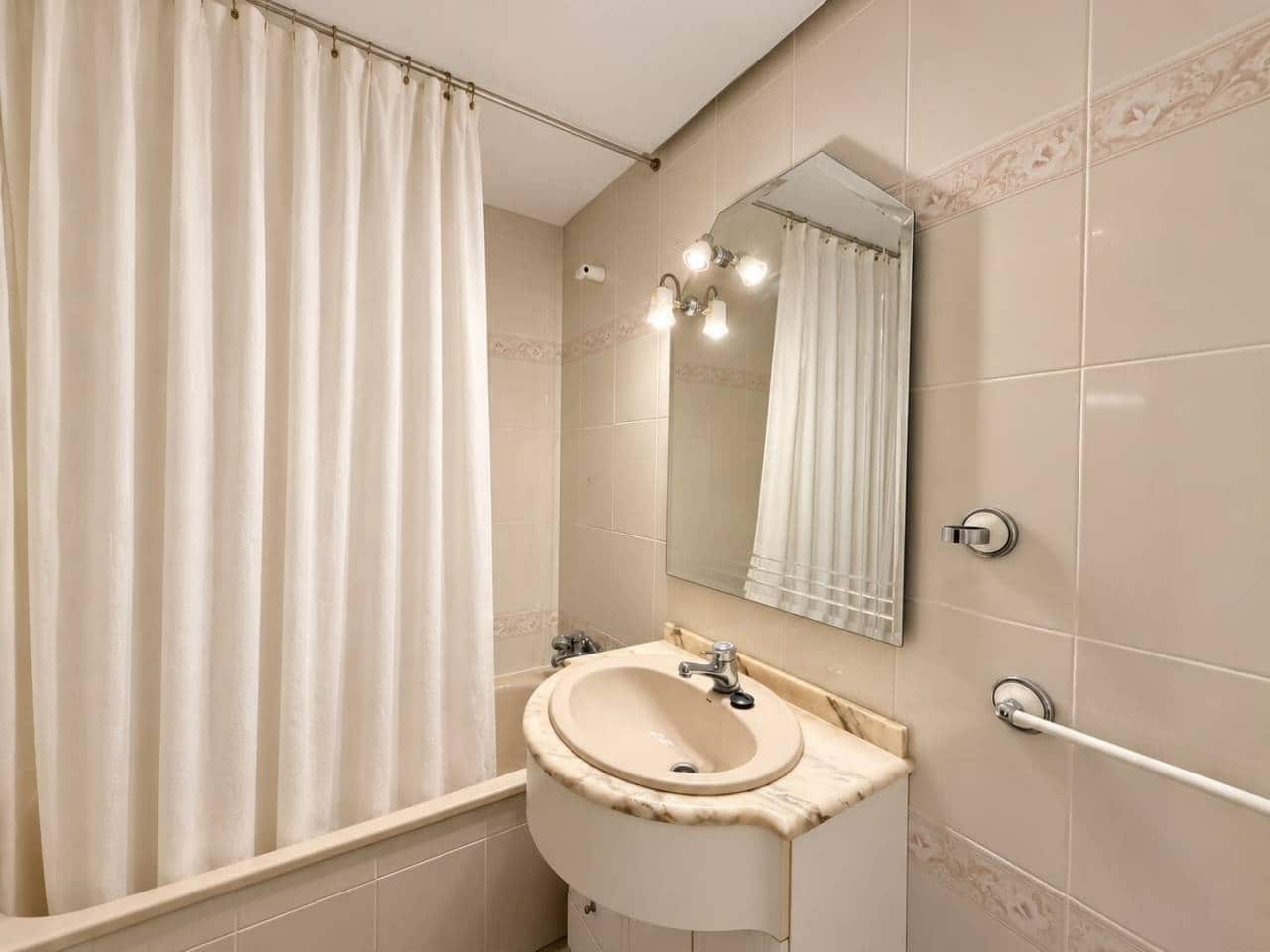 Piso de 4 habitaciones en Castelló de la Plana en venta con garaje - 195.000 € (Ref: 10157132)