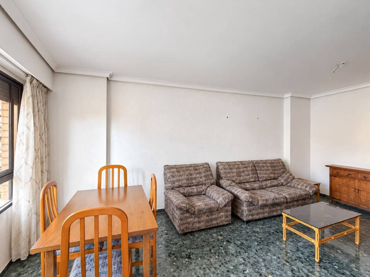 Piso de 4 habitaciones en Castelló de la Plana en venta con garaje - 195.000 € (Ref: 10157132)