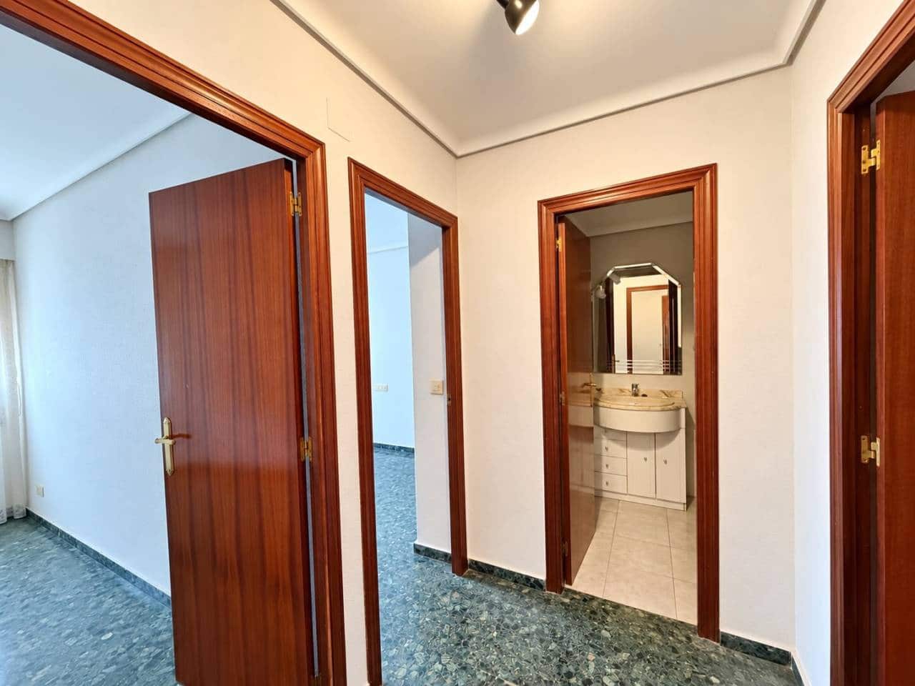 Piso de 4 habitaciones en Castelló de la Plana en venta con garaje - 195.000 € (Ref: 10157132)