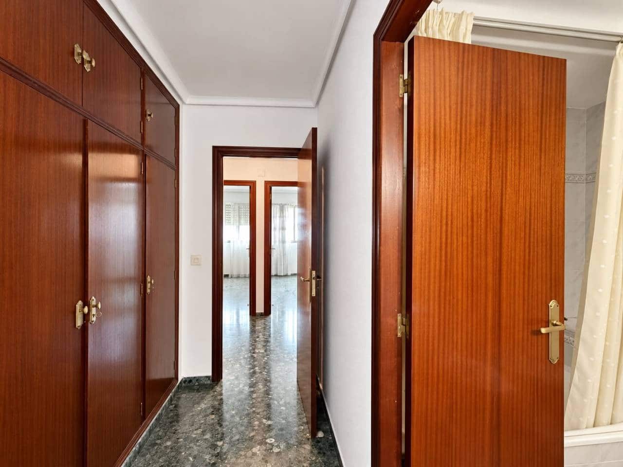 Piso de 4 habitaciones en Castelló de la Plana en venta con garaje - 195.000 € (Ref: 10157132)