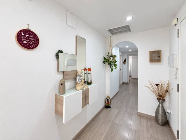 3 soveværelse Lejlighed til salg i Vila-real med garage - € 220.000 (Ref: 10157134)