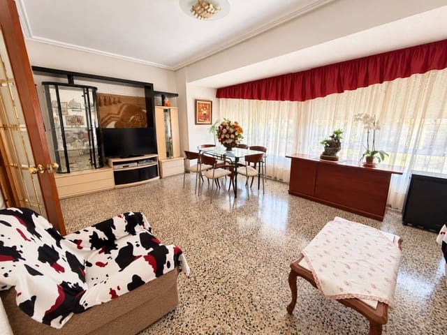 4 soveværelse Lejlighed til salg i Vila-real - € 170.000 (Ref: 10160831)