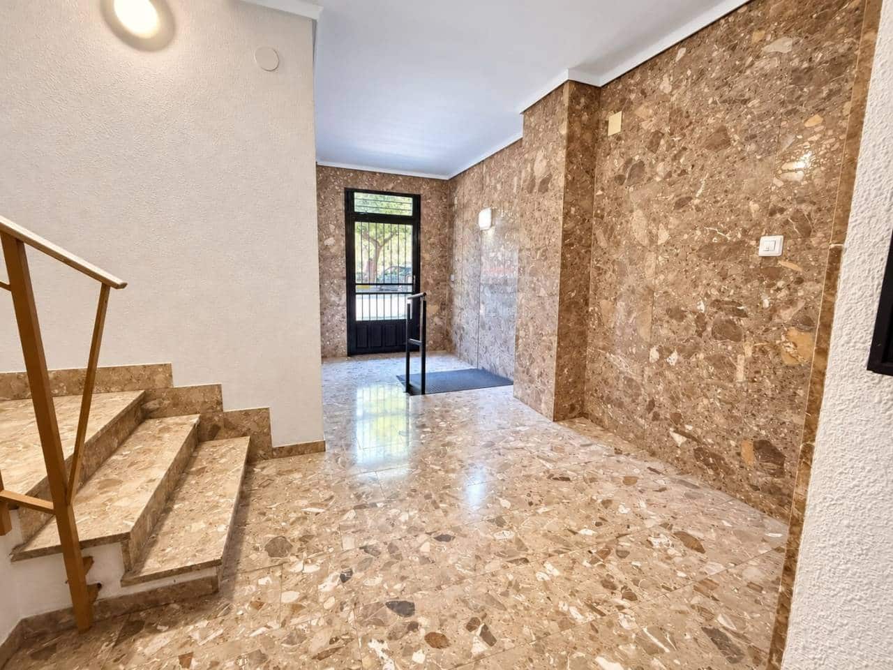 4 soveværelse Lejlighed til salg i Vila-real - € 170.000 (Ref: 10160831)