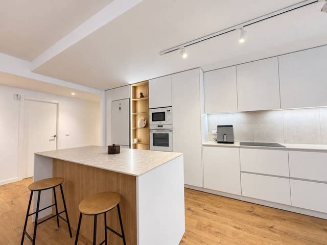 3 slaapkamer Flat te koop in La Vall d'Uixó met garage - € 240.000 (Ref: 10160833)
