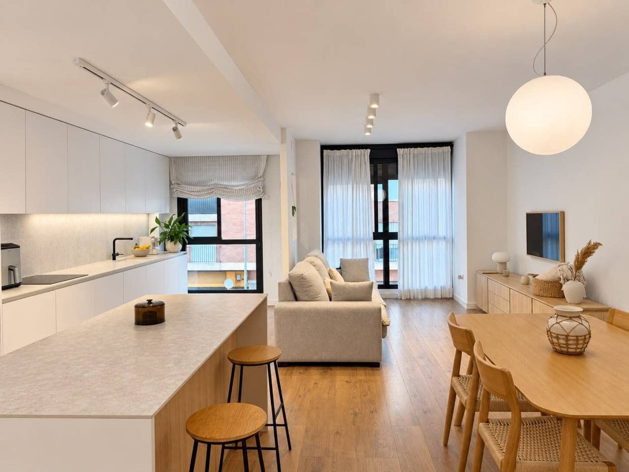 3 bedroom Flat for sale in La Vall d'Uixo with garage - € 240,000 (Ref: 10160833)