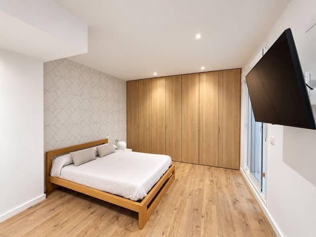 3 slaapkamer Flat te koop in La Vall d'Uixó met garage - € 240.000 (Ref: 10160833)