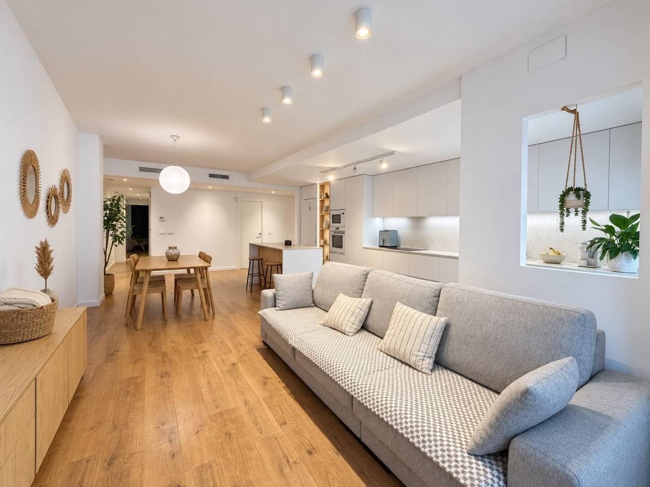 3 bedroom Flat for sale in La Vall d'Uixo with garage - € 240,000 (Ref: 10160833)