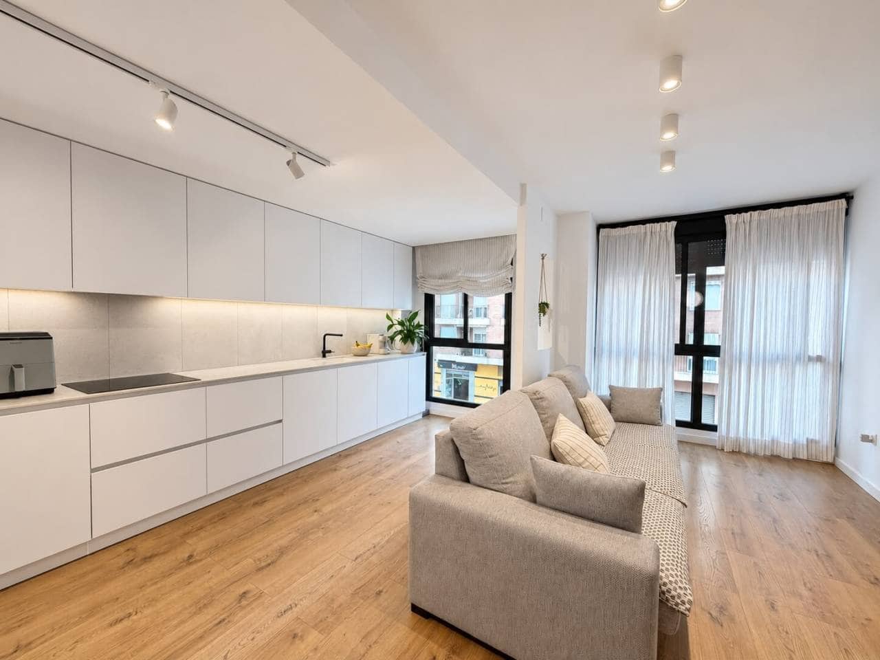 3 bedroom Flat for sale in La Vall d'Uixo with garage - € 240,000 (Ref: 10160833)