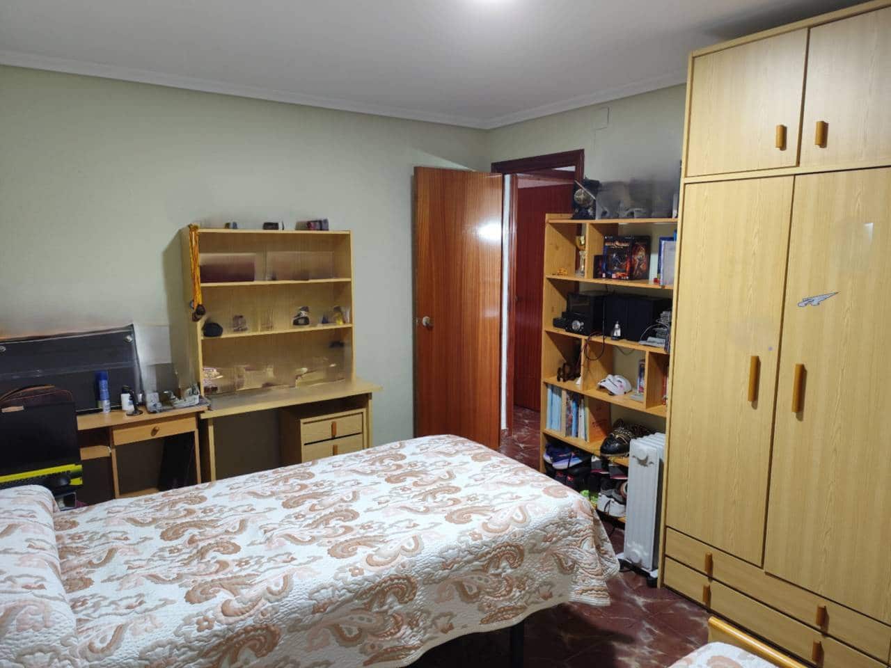 4 bedroom Flat for sale in Nules - € 126,000 (Ref: 10165999)
