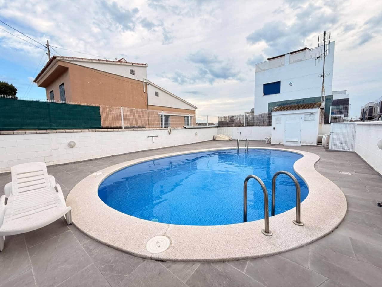 3 bedroom Townhouse for sale in Almassora / Almazora with pool - € 180,000 (Ref: 10167984)