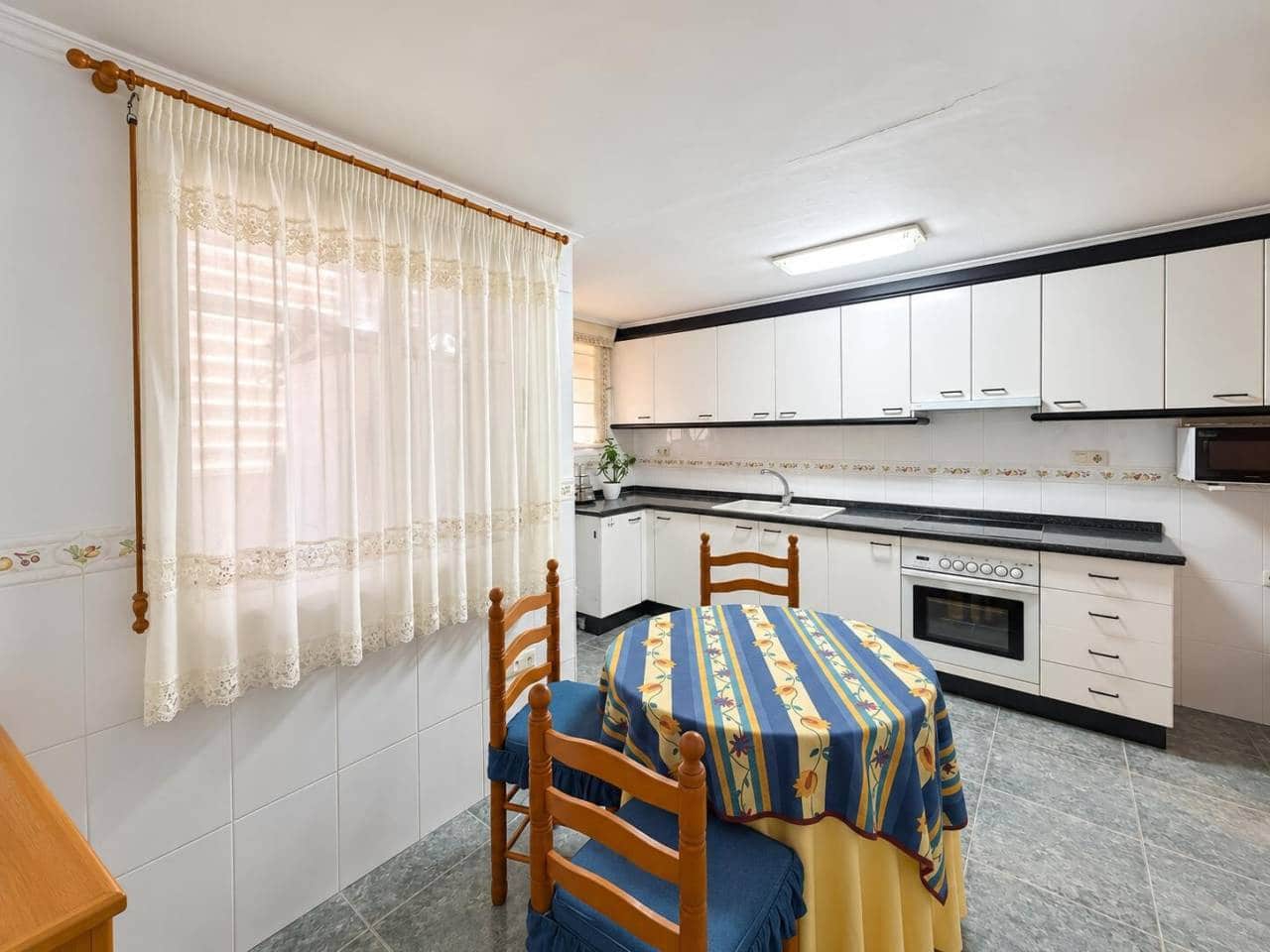 3 soveværelse Lejlighed til salg i Vila-real - € 165.000 (Ref: 10170394)