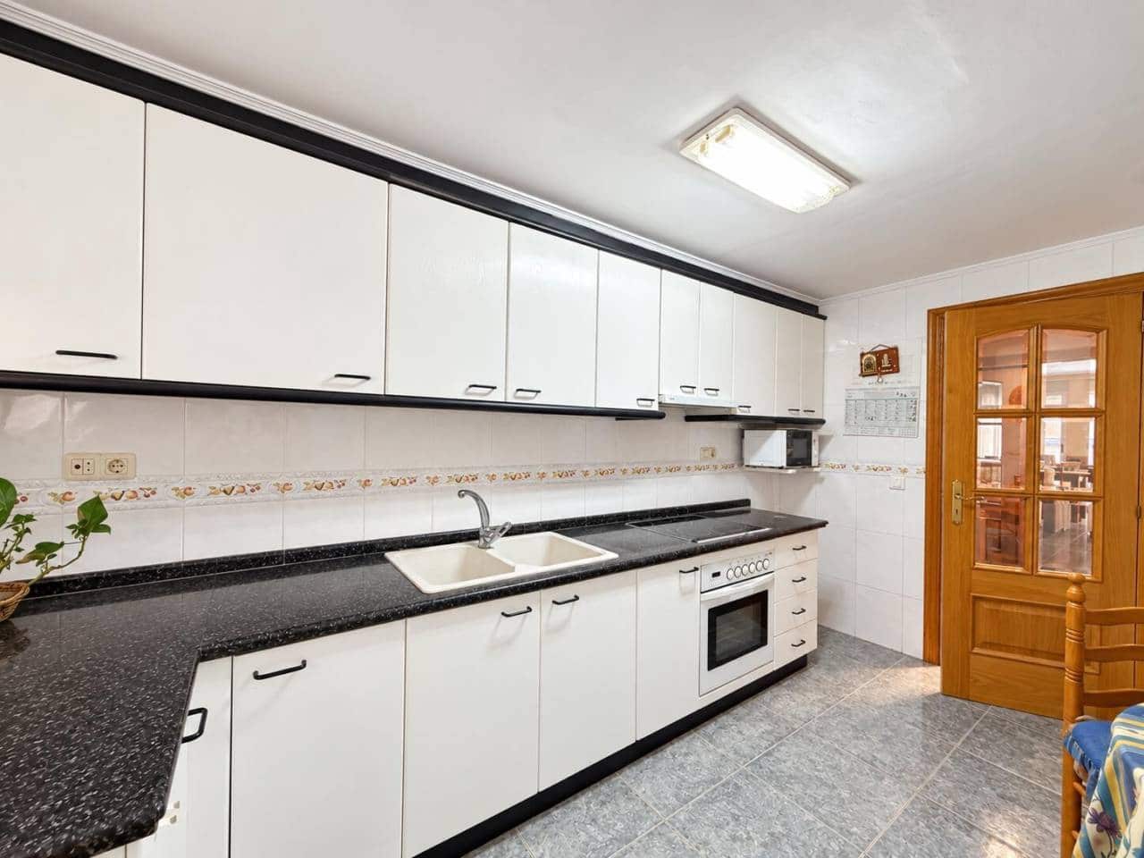 3 soveværelse Lejlighed til salg i Vila-real - € 165.000 (Ref: 10170394)