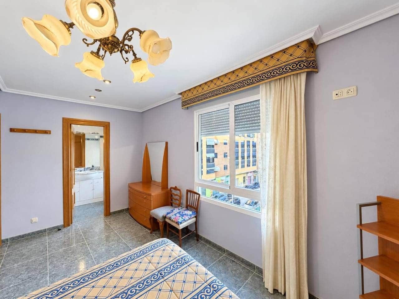 3 soveværelse Lejlighed til salg i Vila-real - € 165.000 (Ref: 10170394)