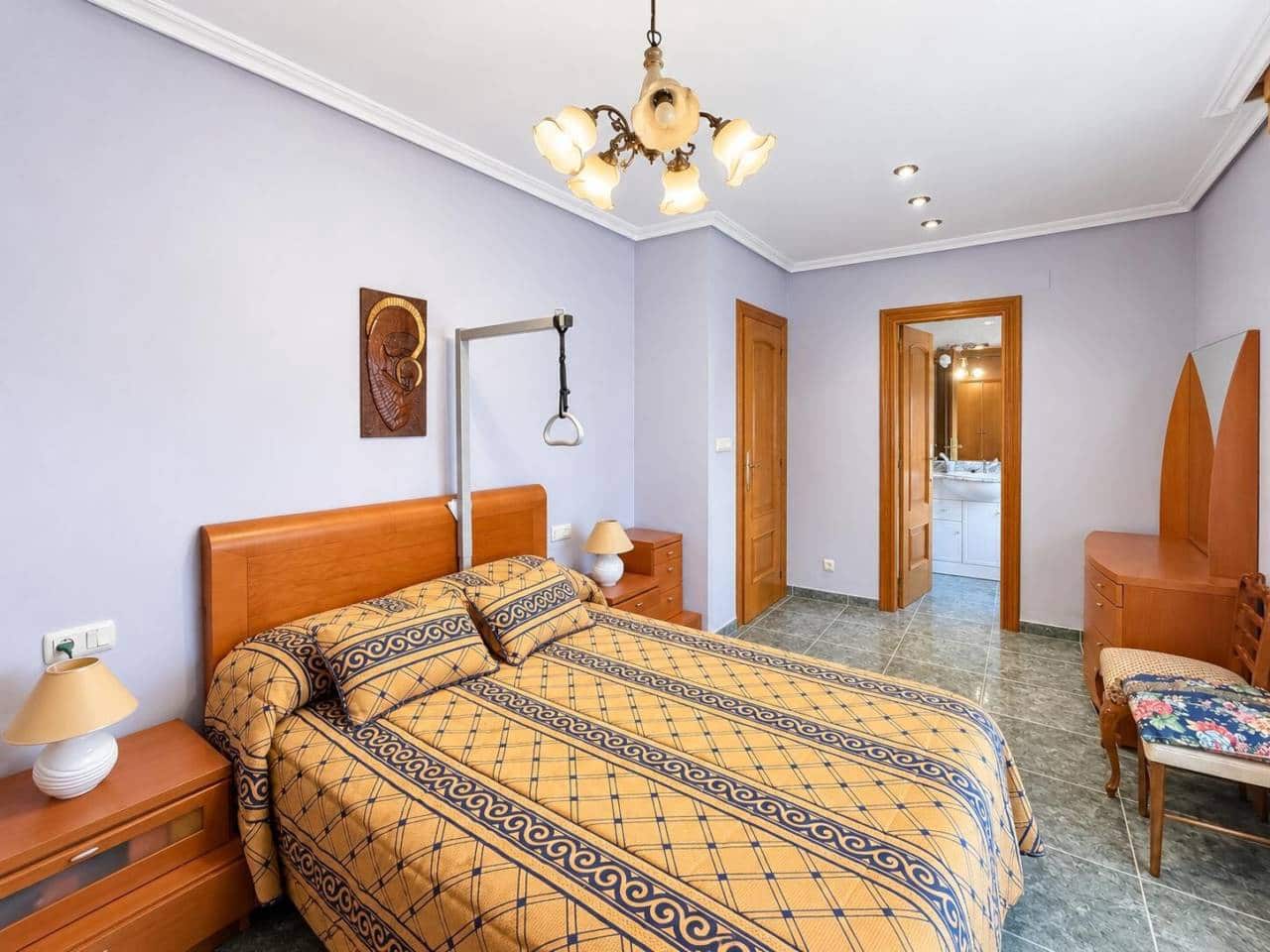 3 soveværelse Lejlighed til salg i Vila-real - € 165.000 (Ref: 10170394)