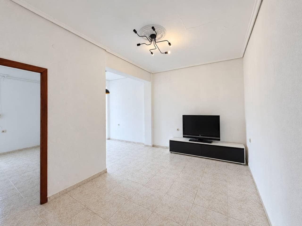 3 bedroom Flat for sale in Castello de la Plana - € 144,000 (Ref: 10170396)